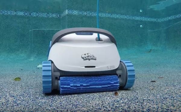 DOLPHIN ''S200'' OTOMATİK HAVUZ SÜPÜRGESİ